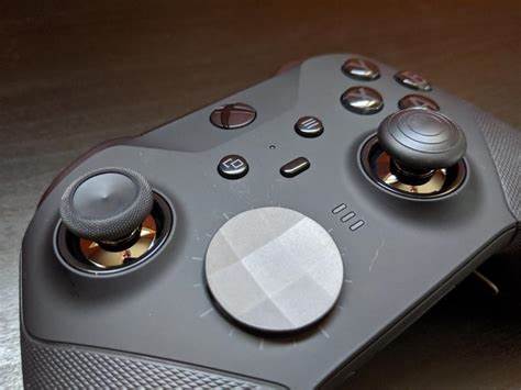 File:Xbox elite series 2 4-100816509-orig closeup of thumbstick.jpg