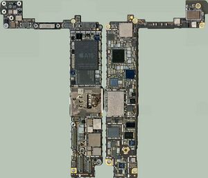 IPhone SE 2022 PCB.jpg