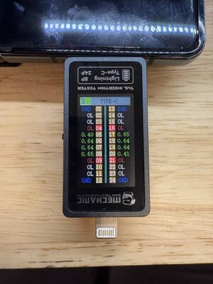 Fold 4 USB Reading.jpg