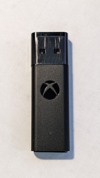 File:Xbox Wireless Adapter for Windows 10 (Model 1790).jpg
